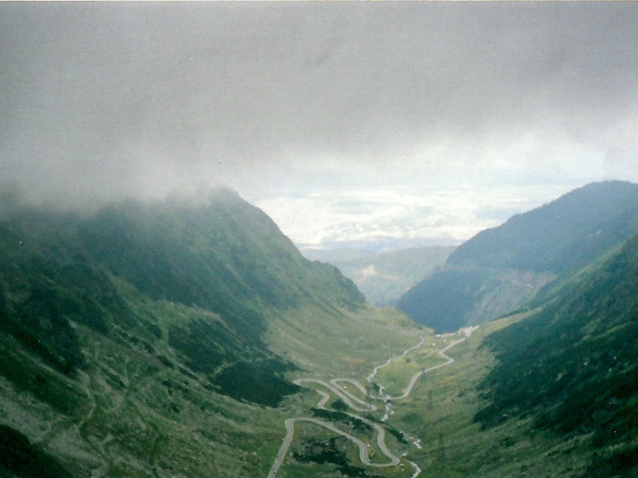 Way up to Balea Lac