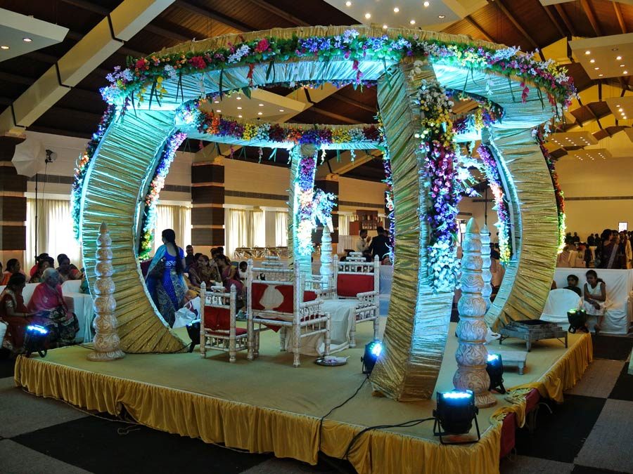 Indientrip - Pavillion der Hindi Rituale