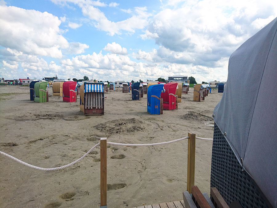 Schlafstrandkorb Bensersiel - Strandkörbe