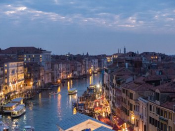 Venedig Canal Grande zum Sonnenuntergang