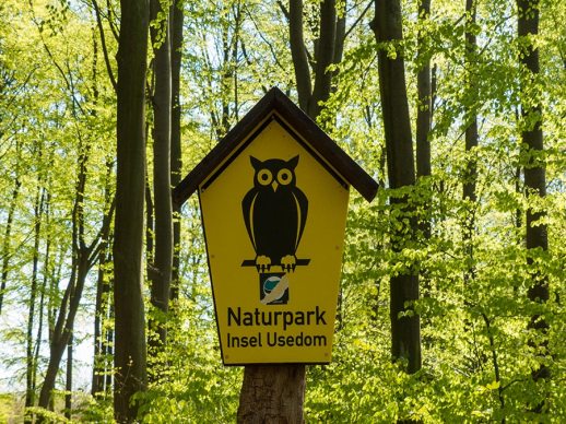 Inselsafari - Naturparkschild am Wolgastsee