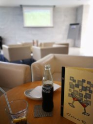 Fußball schauen in der Hotelbar